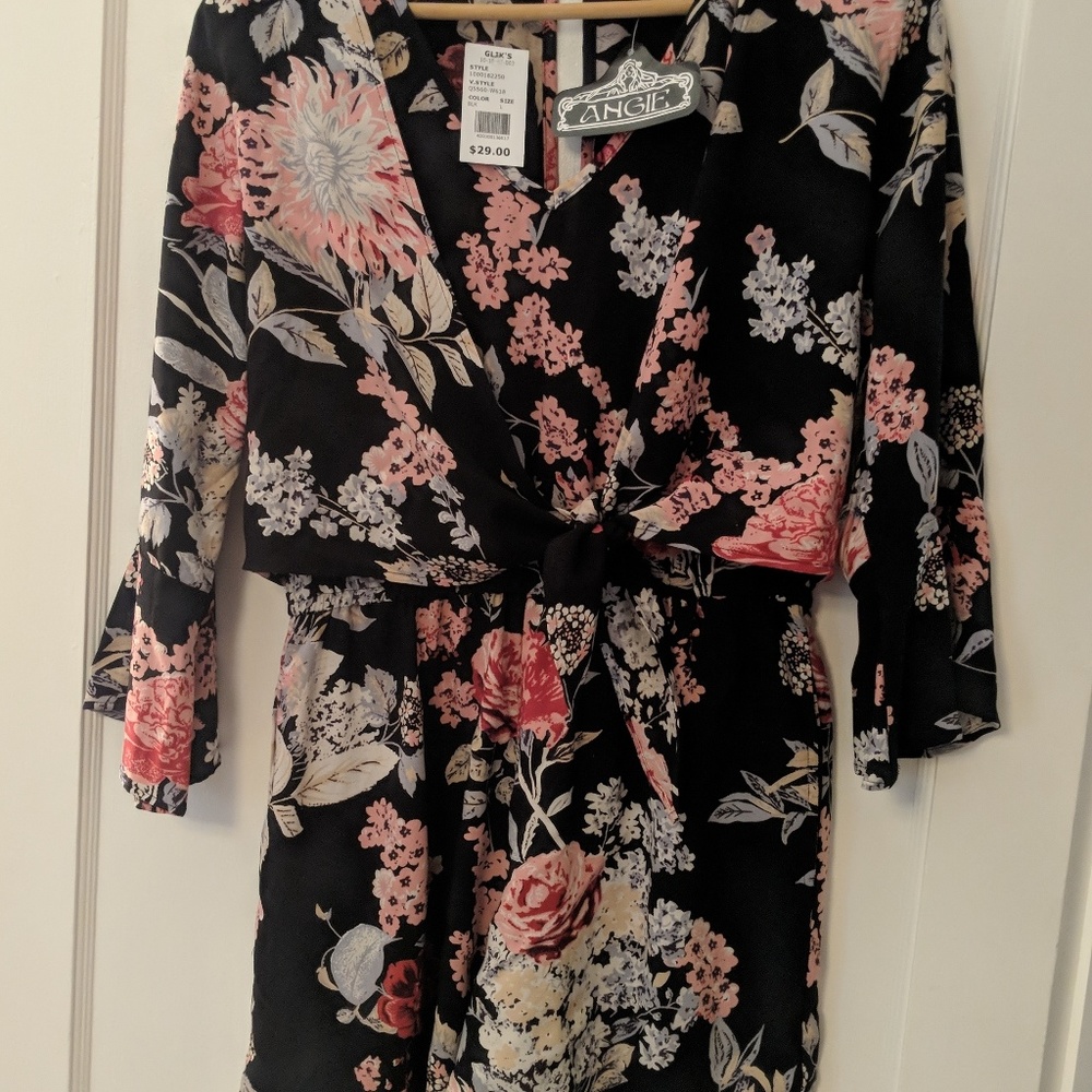 NWT Angie front tie romper